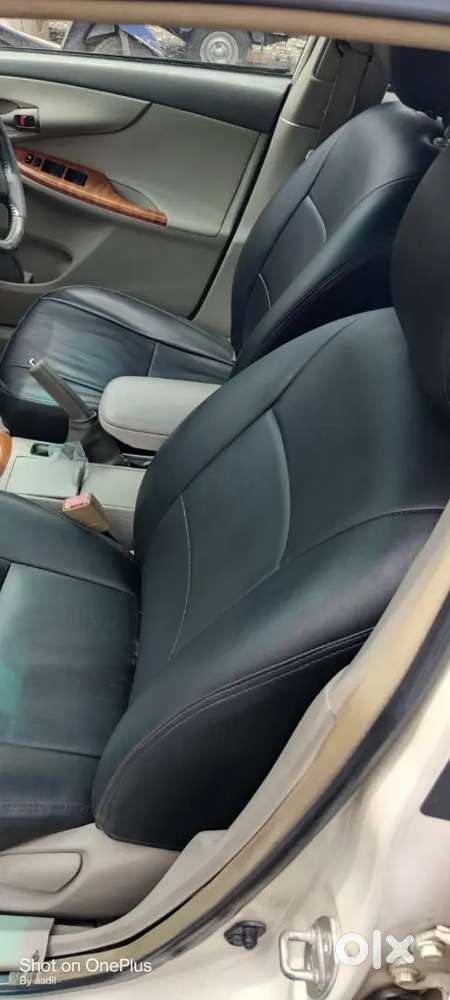 Toyota Corolla Altis 2010