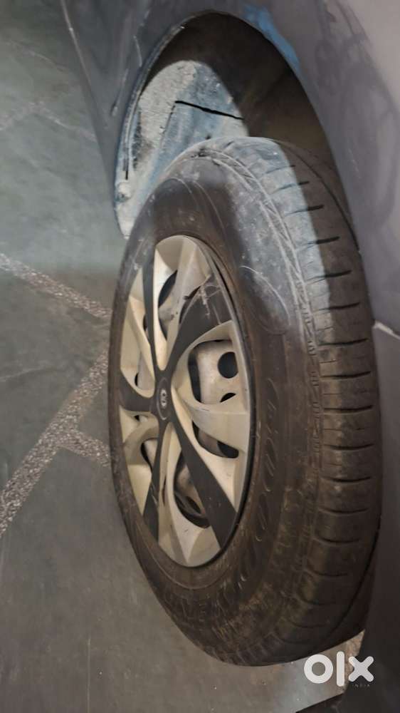 Maruti Suzuki Swift 1.2 Lxi (o), 2015, Cng & Hybrids