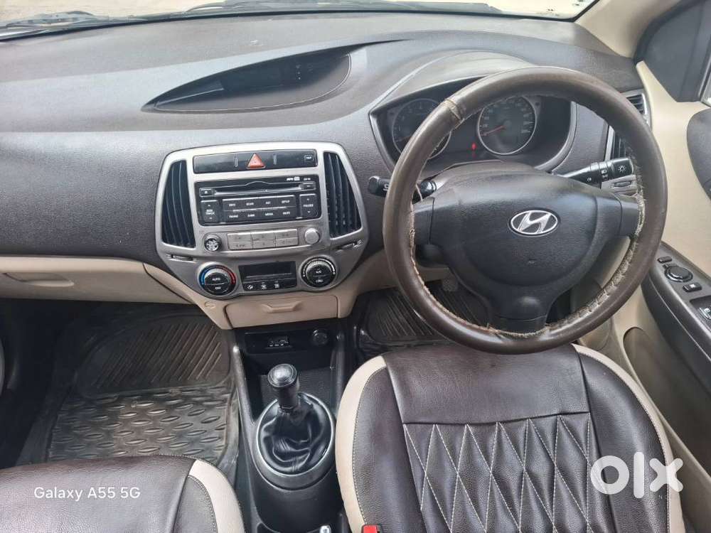 Hyundai I20 Magna 1.2 Mt, 2011, Petrol