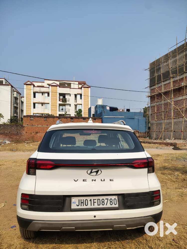 Hyundai Venue Petrol 2023 As Good As New