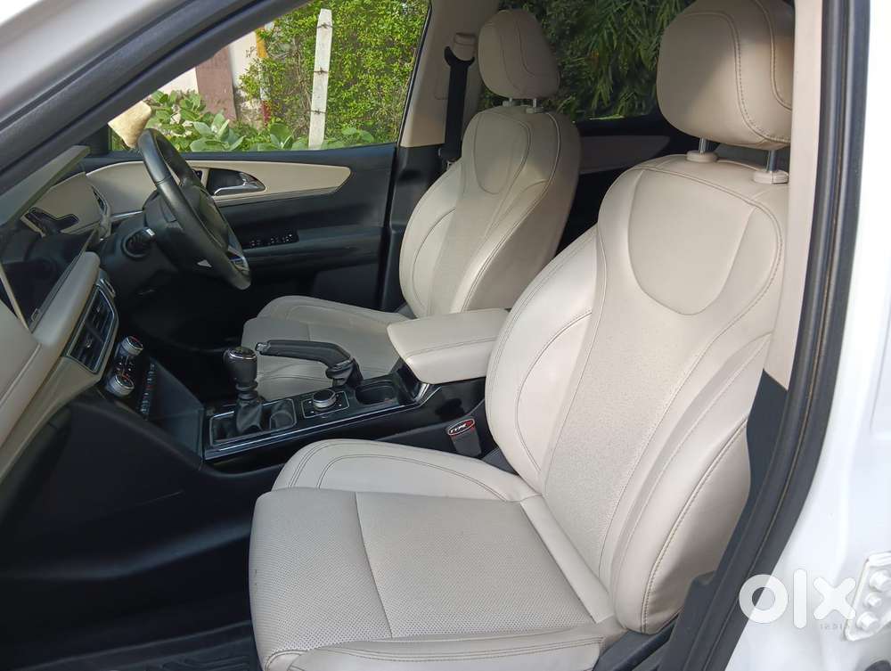 Mahindra Xuv700 2.2 Ax 7 Diesel Mt Str, 2022, Diesel