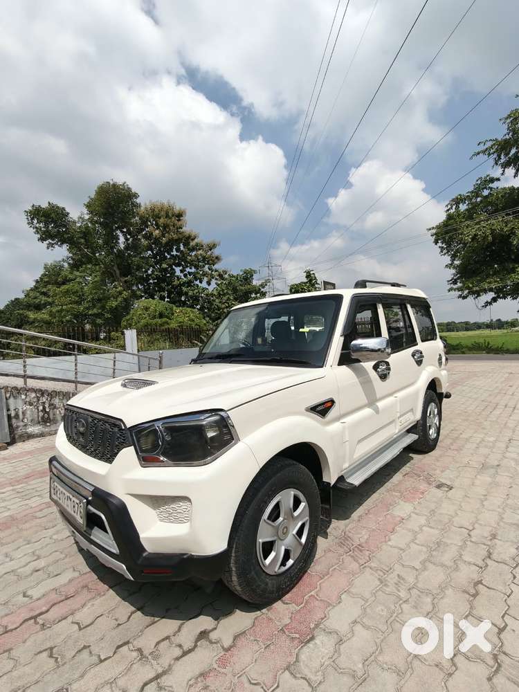Mahindra Scorpio S2, 2016