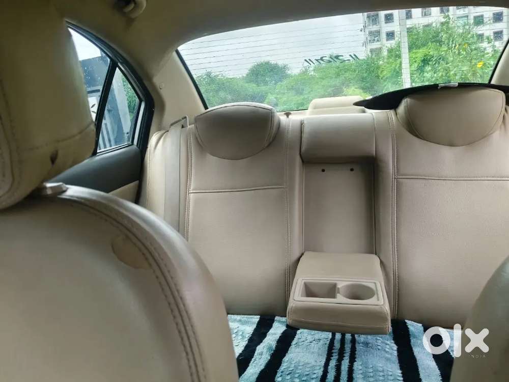 Hyundai Verna 2011
