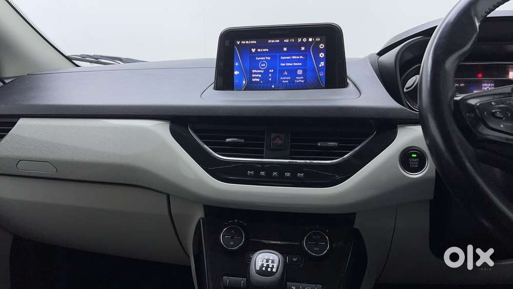 Tata Nexon Xz Plus (hs), 2022, Petrol