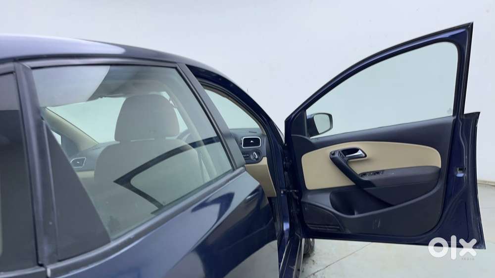Volkswagen Polo Petrol Highline 1.2l, 2014, Petrol
