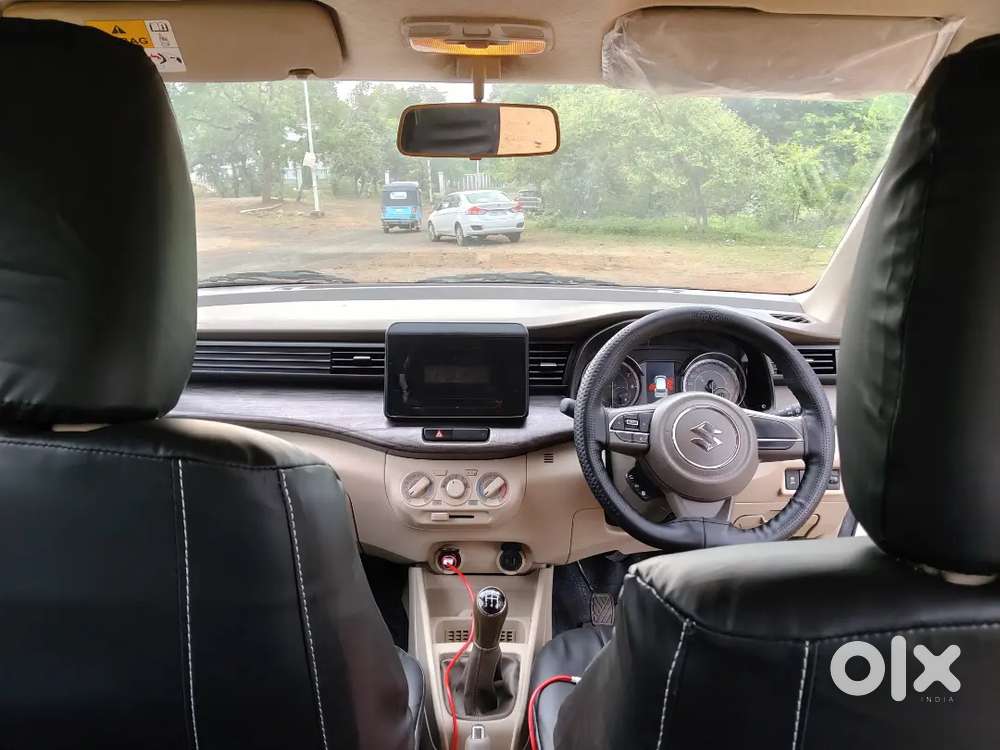 Maruti Ertiga Vxi 2025