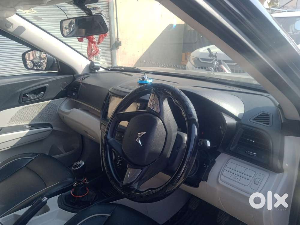 Mahindra Xuv300 2023 Diesel Well Maintained