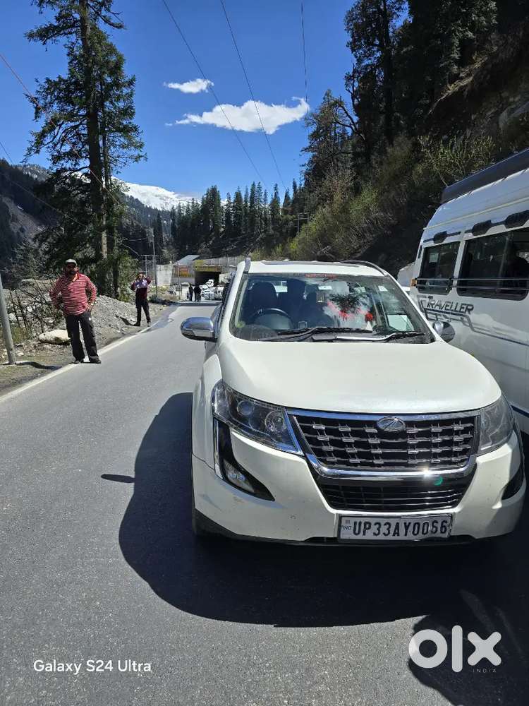 Mahindra Xuv500 2018 Diesel 133000 Km Driven