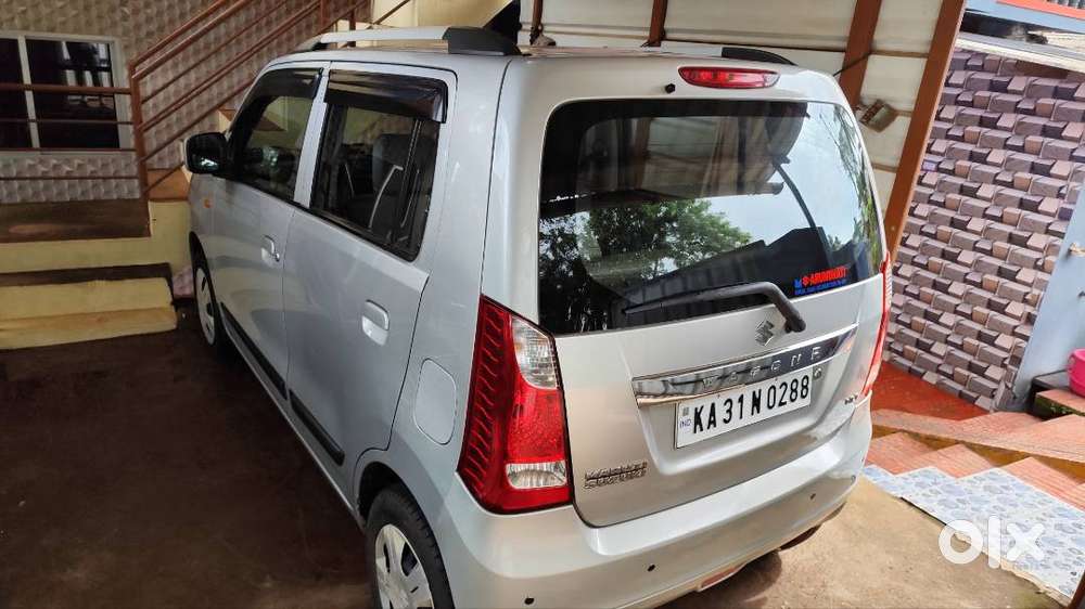 Wagon R Vxi (2015) Single Owner With Full Service History