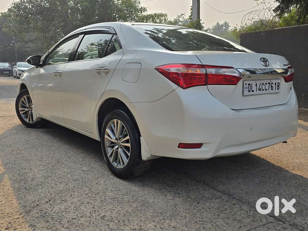Toyota Corolla Altis 2013-2017 Vl At, 2016, Petrol