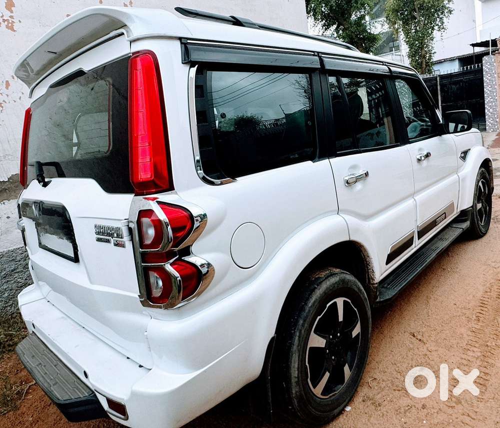 Mahindra Scorpio Classic 2023