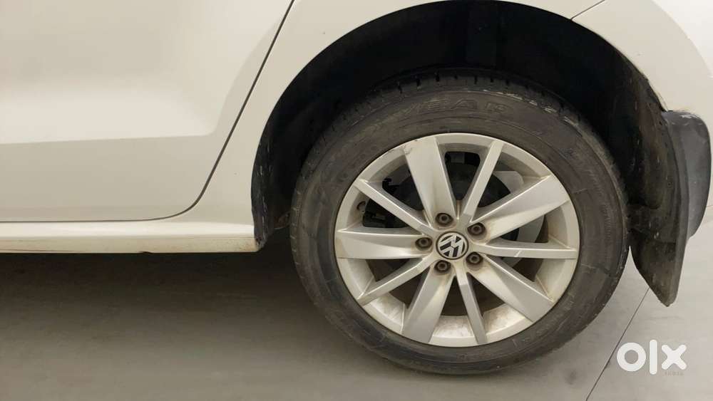 Volkswagen Polo Petrol Highline 1.2l, 2014, Petrol