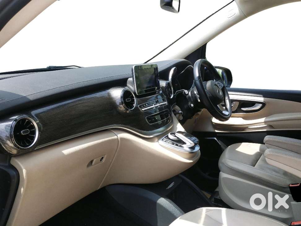Mercedes-benz V-class 2.1 220 Expression Diesel At, 2019, Diesel