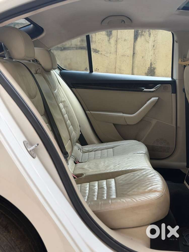 Skoda Octavia 1.8 Elegance Tsi At, 2015, Petrol