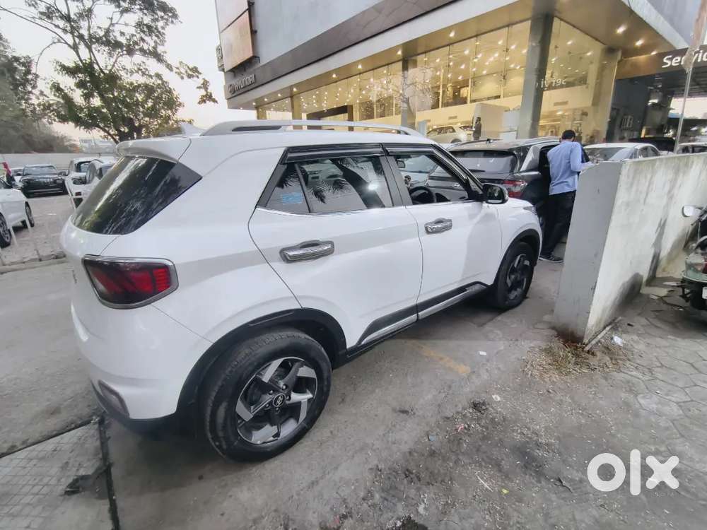 Hyundai Venue 2020 Diesel Well Maintained