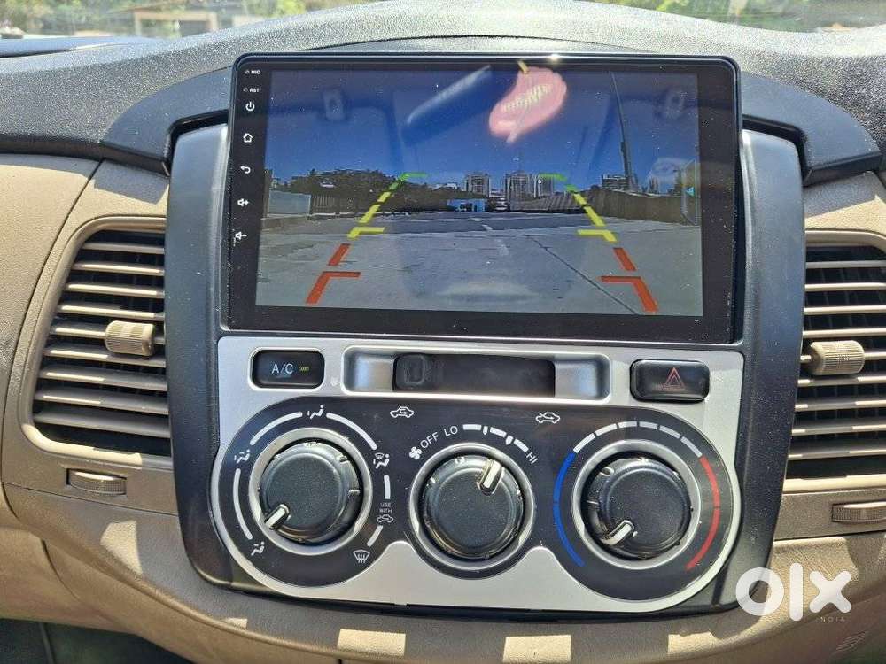 Toyota Innova 2.5 G (diesel) 8 Seater, 2015
