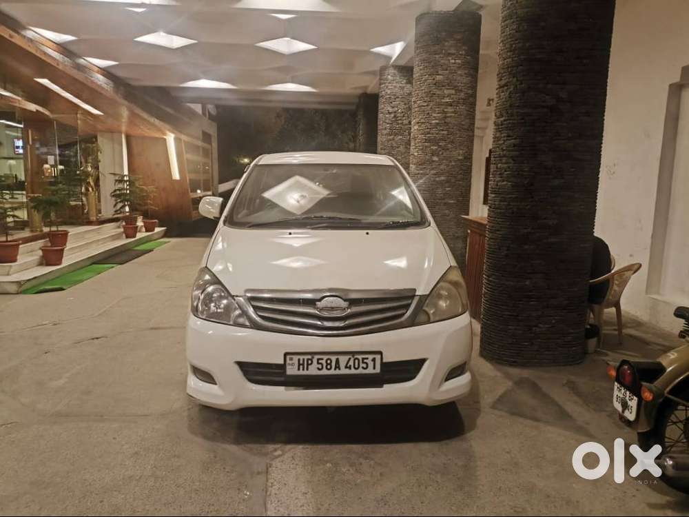 Toyota Innova 2010 Diesel Well Maintained