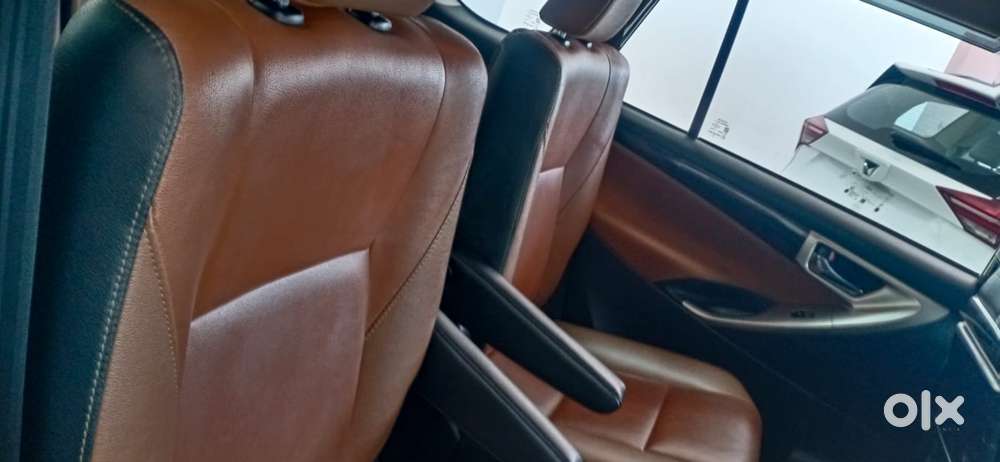 Toyota Innova Crysta 2.8z Automatic, 2018, Diesel