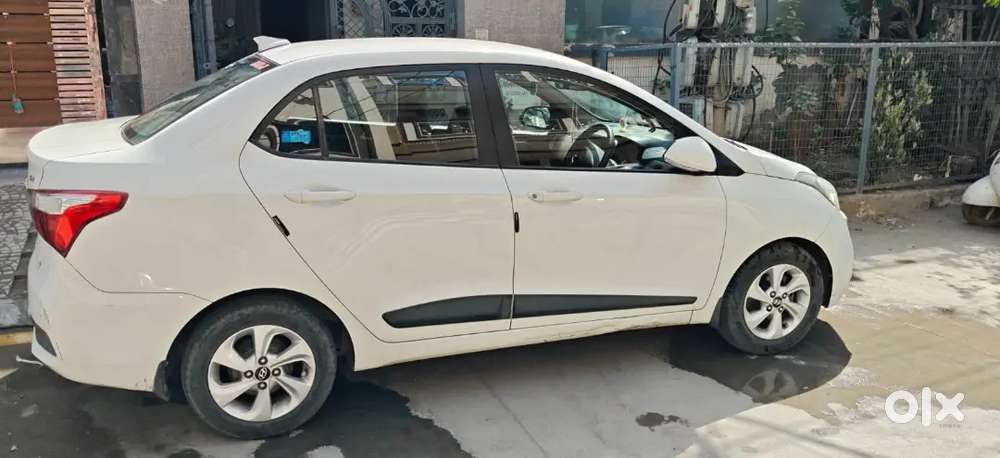 Hyundai Xcent 2017 Petrol 600000 Km Driven