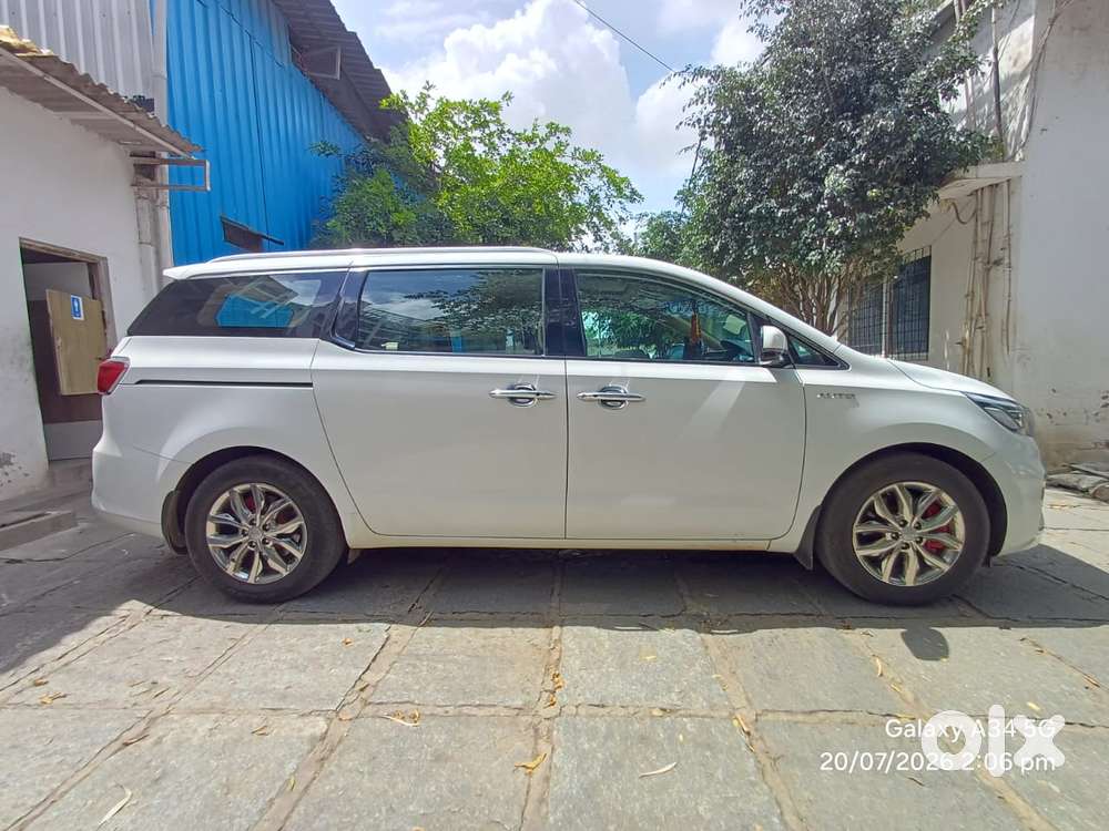Kia Carnival Limousine, 2020
