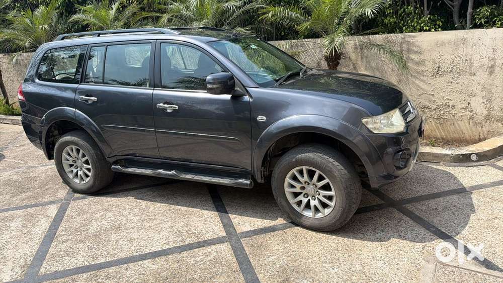 Mitsubishi Pajero Sport 2015