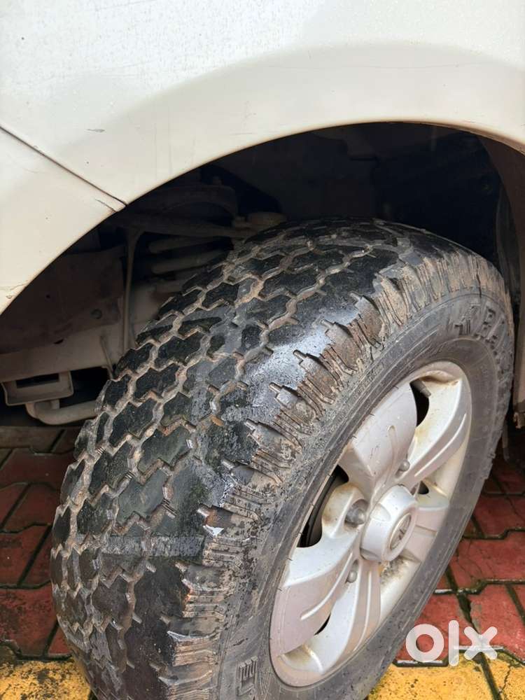2013 Tata Safari Storme Vx 2.2 Diesel  2nd Owner  New At Tyres