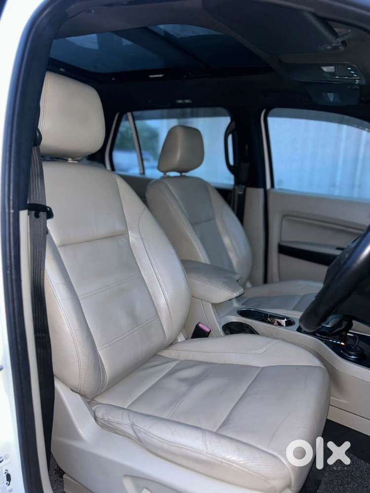 Ford Endeavour 3.2 Titanium Plus 4x4 At, 2016, Diesel