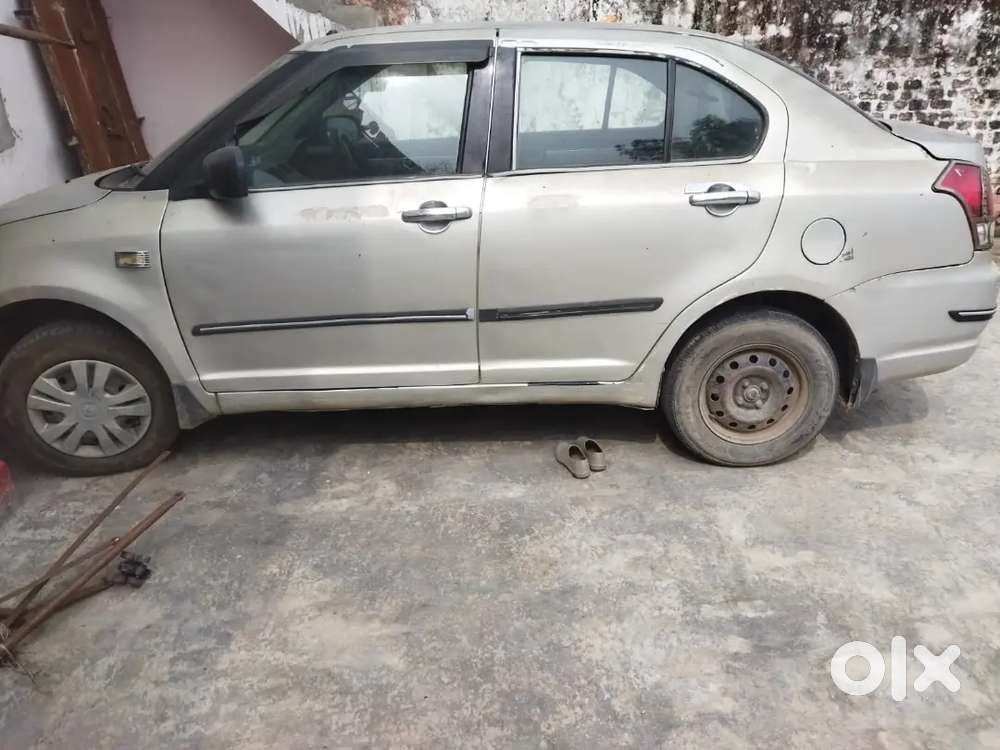 Maruti Suzuki Dzire 2011 Petrol 90000 Km Driven