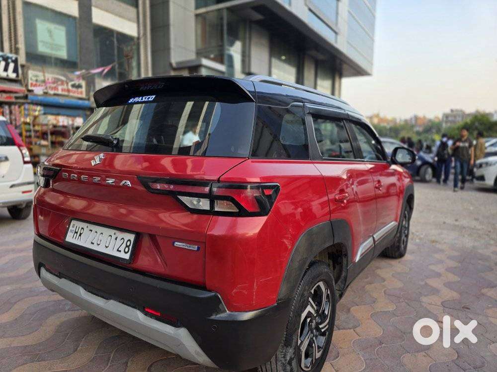 Maruti Suzuki Vitara Brezza Zxi + Mt Dual Tone, 2023, Petrol