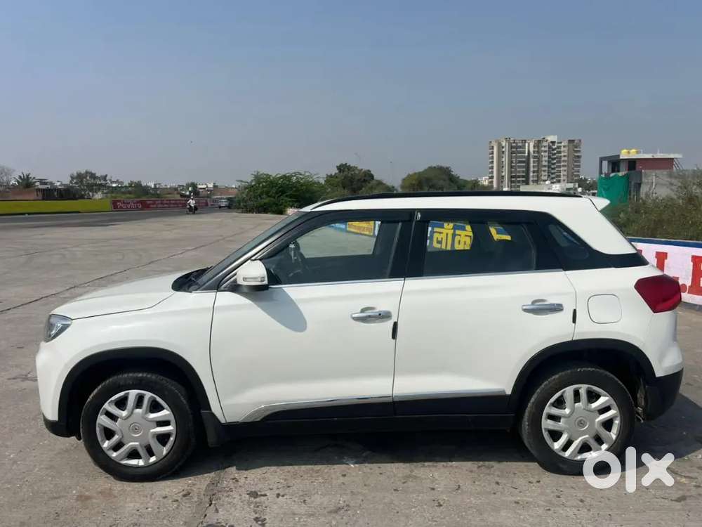 Maruti Suzuki Brezza Vxi Opt