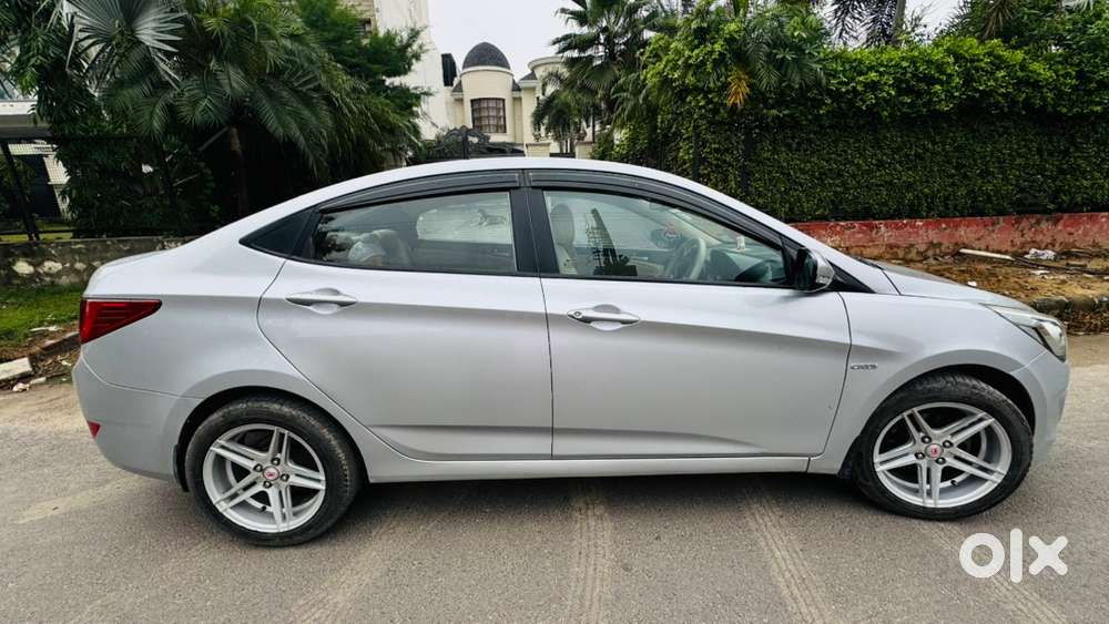 Hyundai Fluidic Verna 2016 1st Owner 2 Keys Full Insured New Tyres