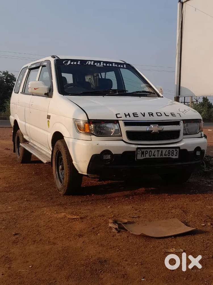 Chevrolet Tavera Neo 2014