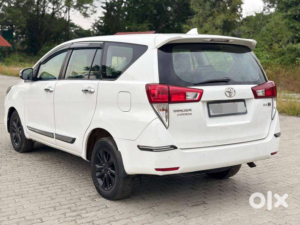 Toyota Innova Crysta 2.4 G Mt, 2019, Diesel