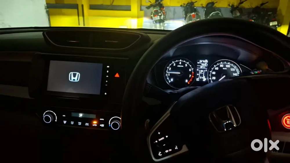 Honda Amaze Vx Cvt Well Maintained ,excellent Condition