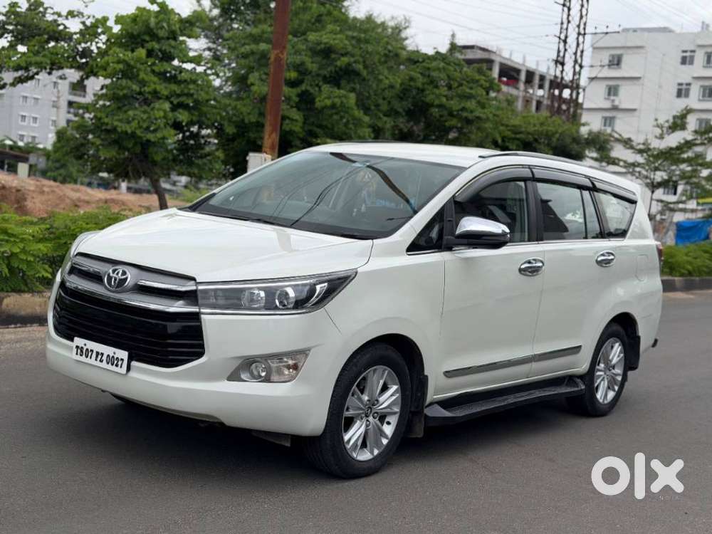 Toyota Innova Crysta 2.8z Automatic, 2018, Diesel