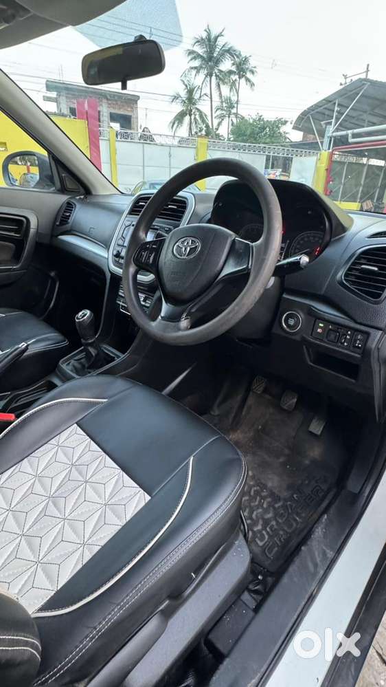 Toyota Urban Cruiser 1.5 High Grade Mt, 2022, Petrol