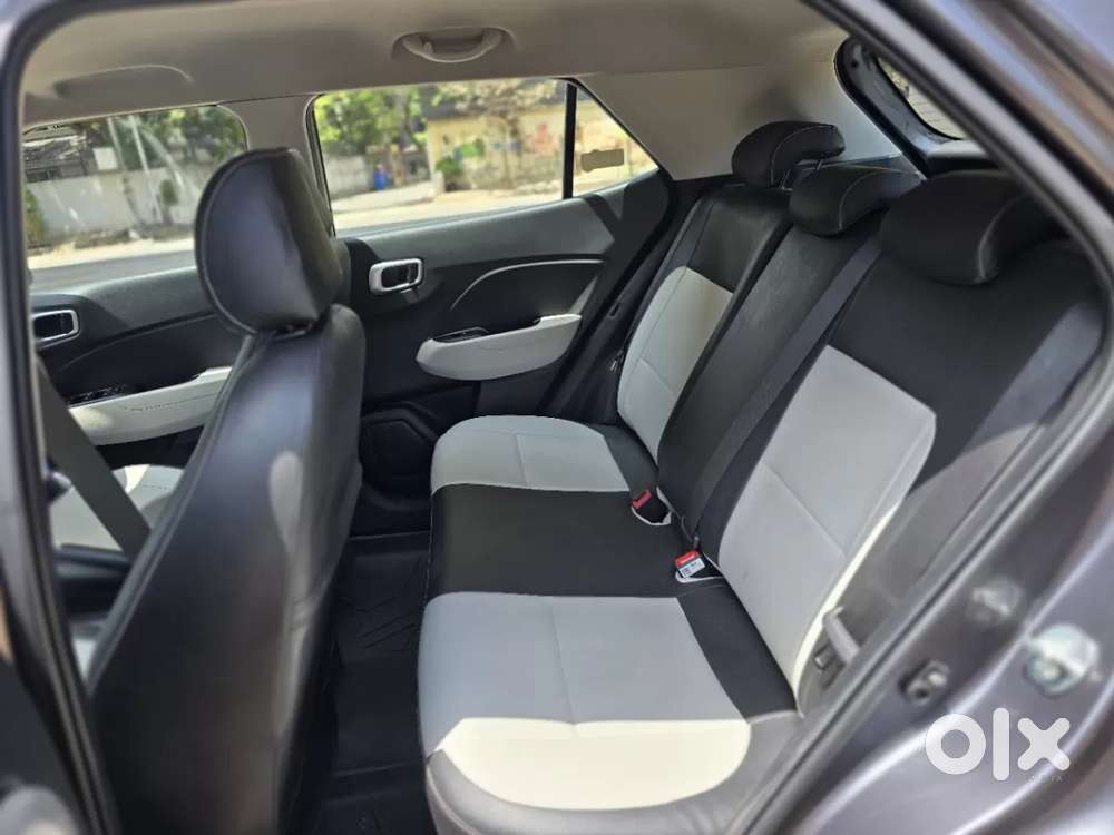 Hyundai Venue S 1.2 Petrol, 2023, Petrol