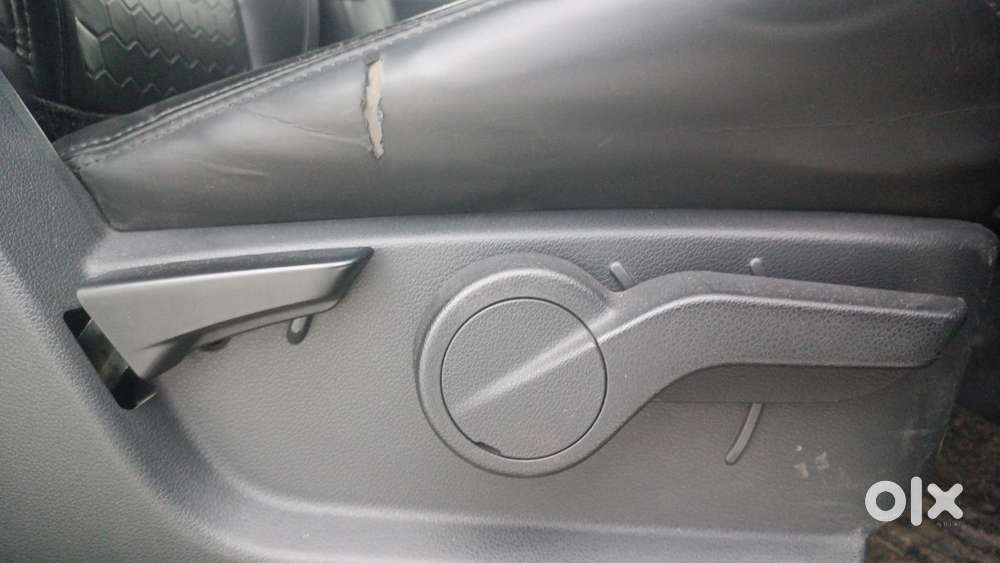 Mahindra Thar Lx 4-str Hard Top At, 2021, Petrol