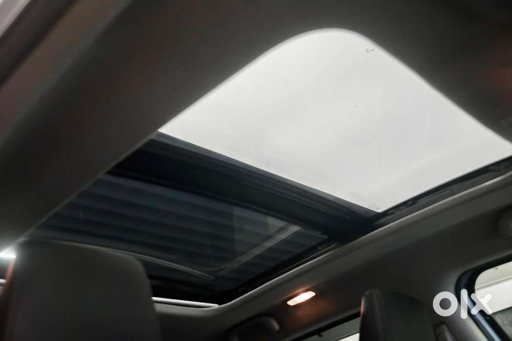 Maruti Suzuki Grand Vitara 1.5 Alpha Plus Intelligent Hybrid Ecvt, 2..