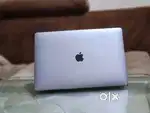 Apple Macbook Pro i7 16GB Ram 512GB Apple SSD 5.5gbGraphics Touchbar