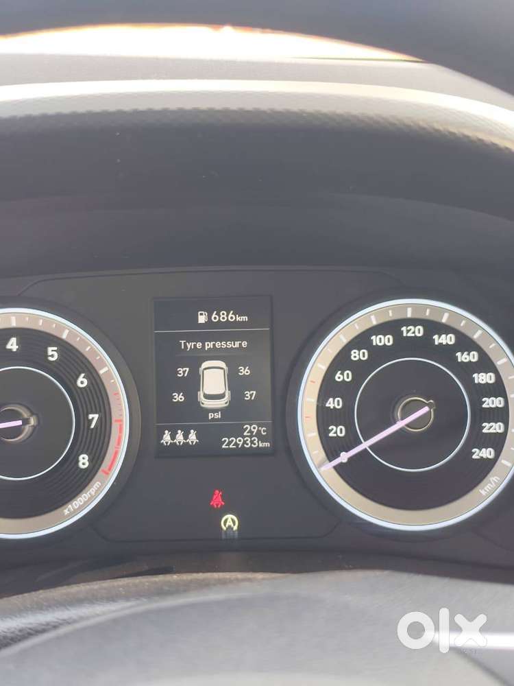 Creta - S Plus Knight Edition (23500 Km Driven)