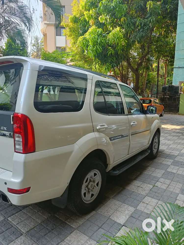 Tata Safari Storme 2016 Diesel 67000 Km Driven