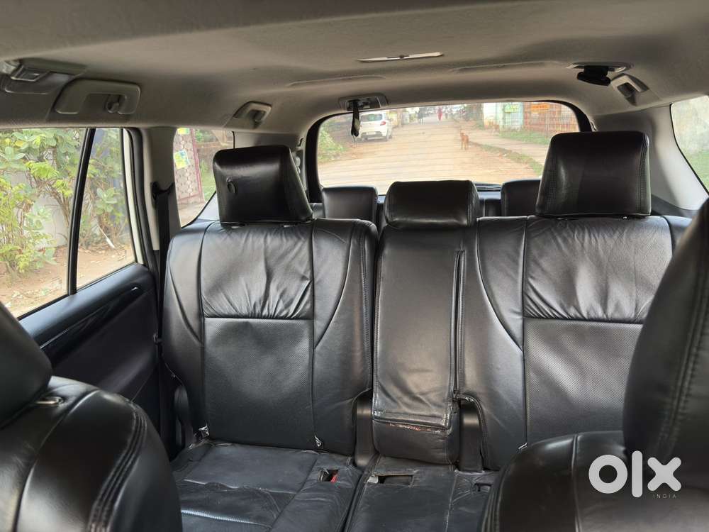 Toyota Innova Crysta 2.4 V 8 Str, 2018, Diesel