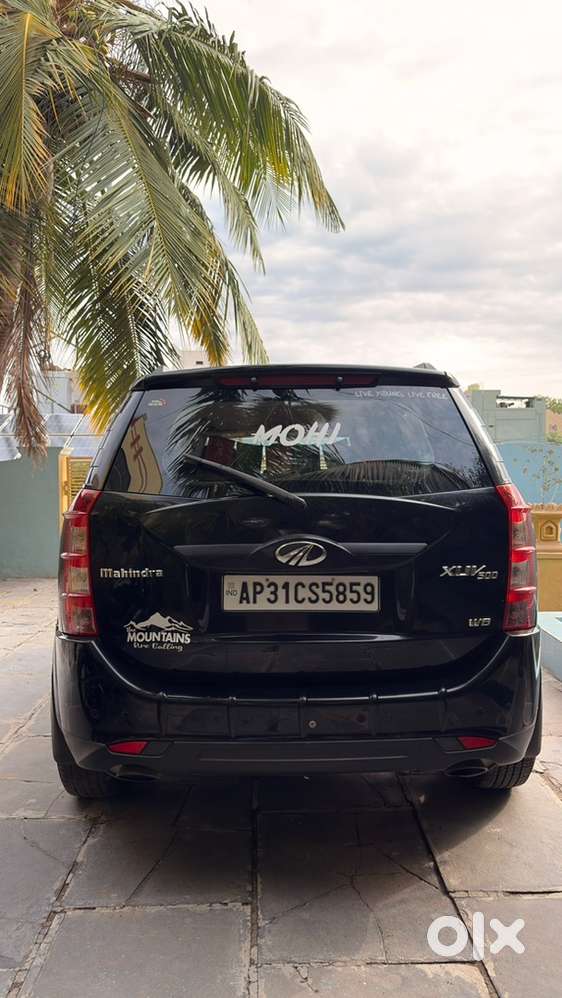 Mahindra     Xuv500 W6  Excellent Condition  Genuine Km