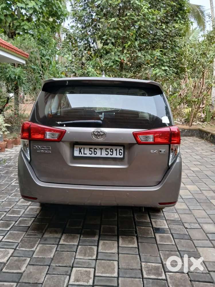 Toyota Innova Crysta 2018