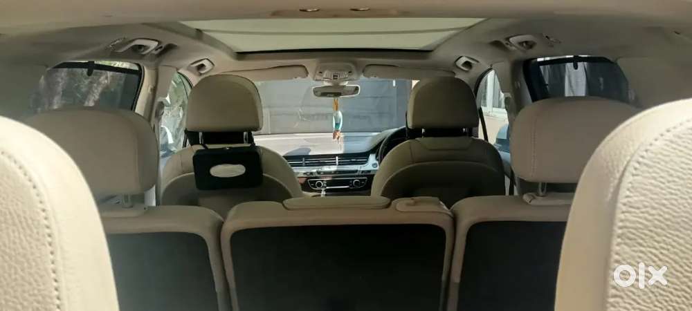 Audi Q7 Company Service Very High Quality Car