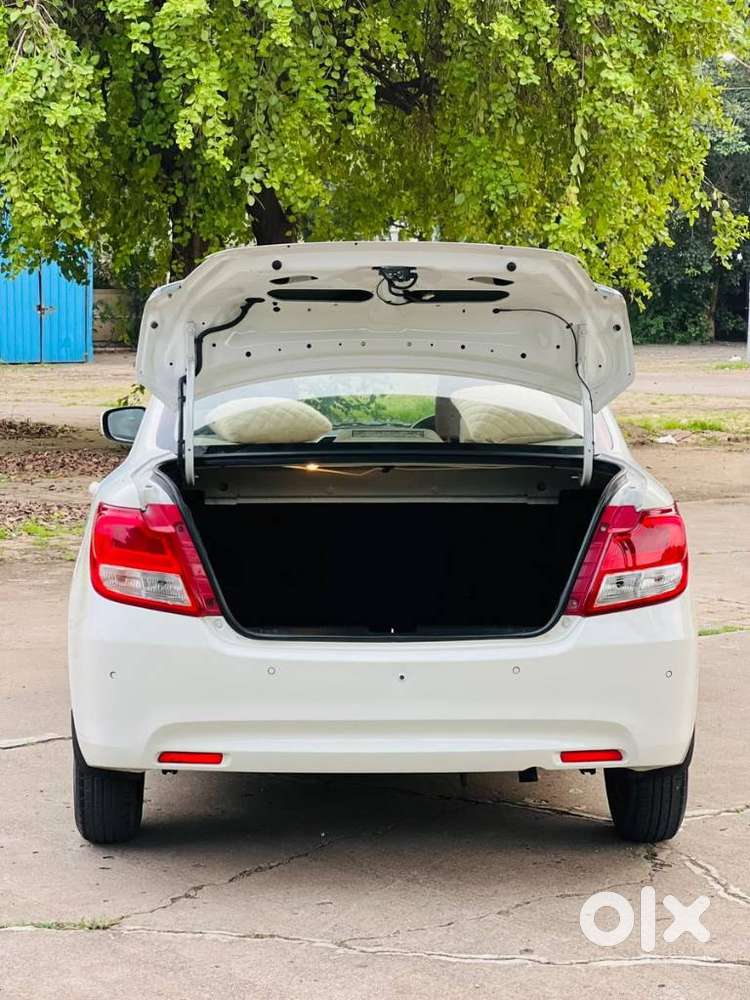 Maruti Suzuki Swift Dzire Vxi At Optional, 2022, Petrol