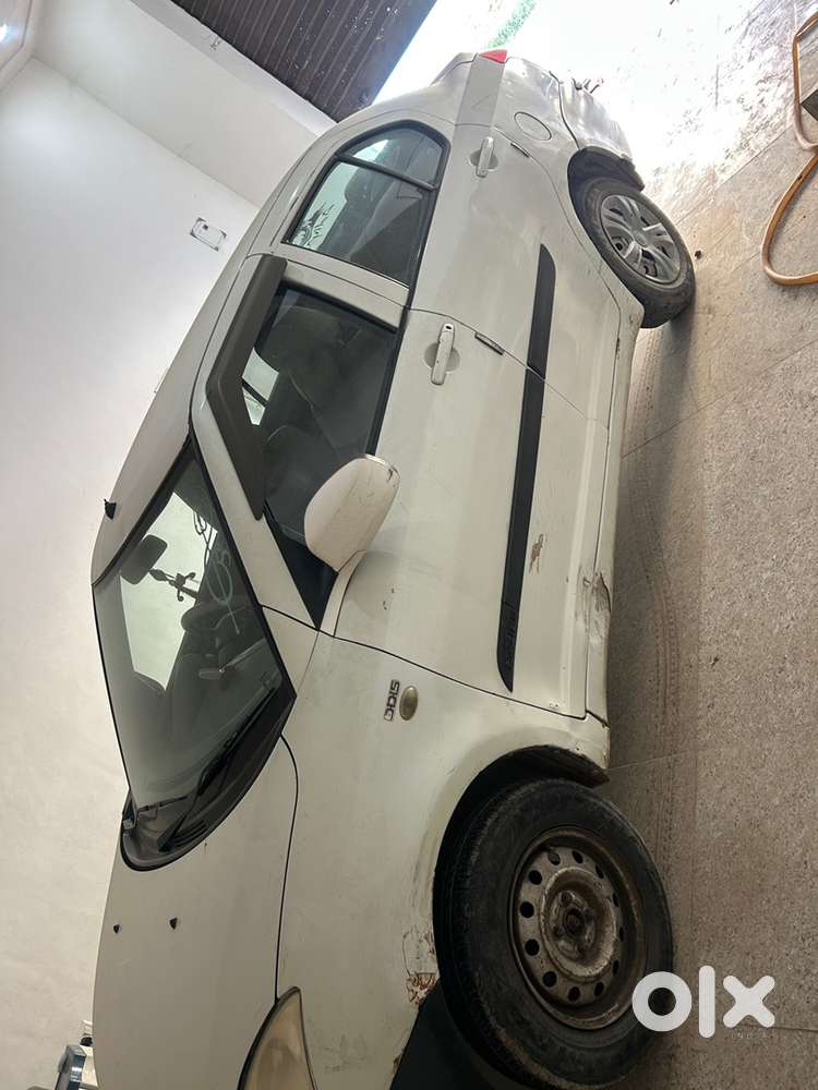 Maruti Swift Dzire Zxi 2012