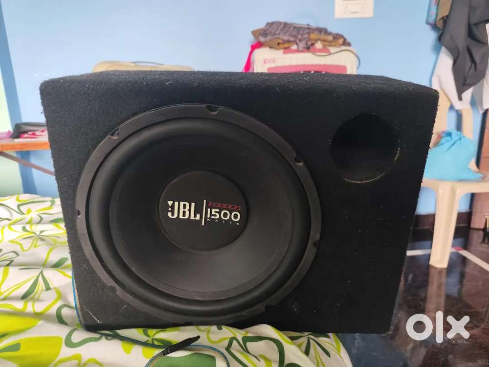 Jbl 1500wats subwoofer