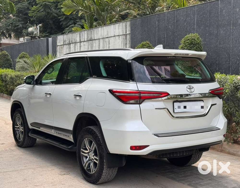 2024 Toyota Fortuner 4*2 Diesel Automatic